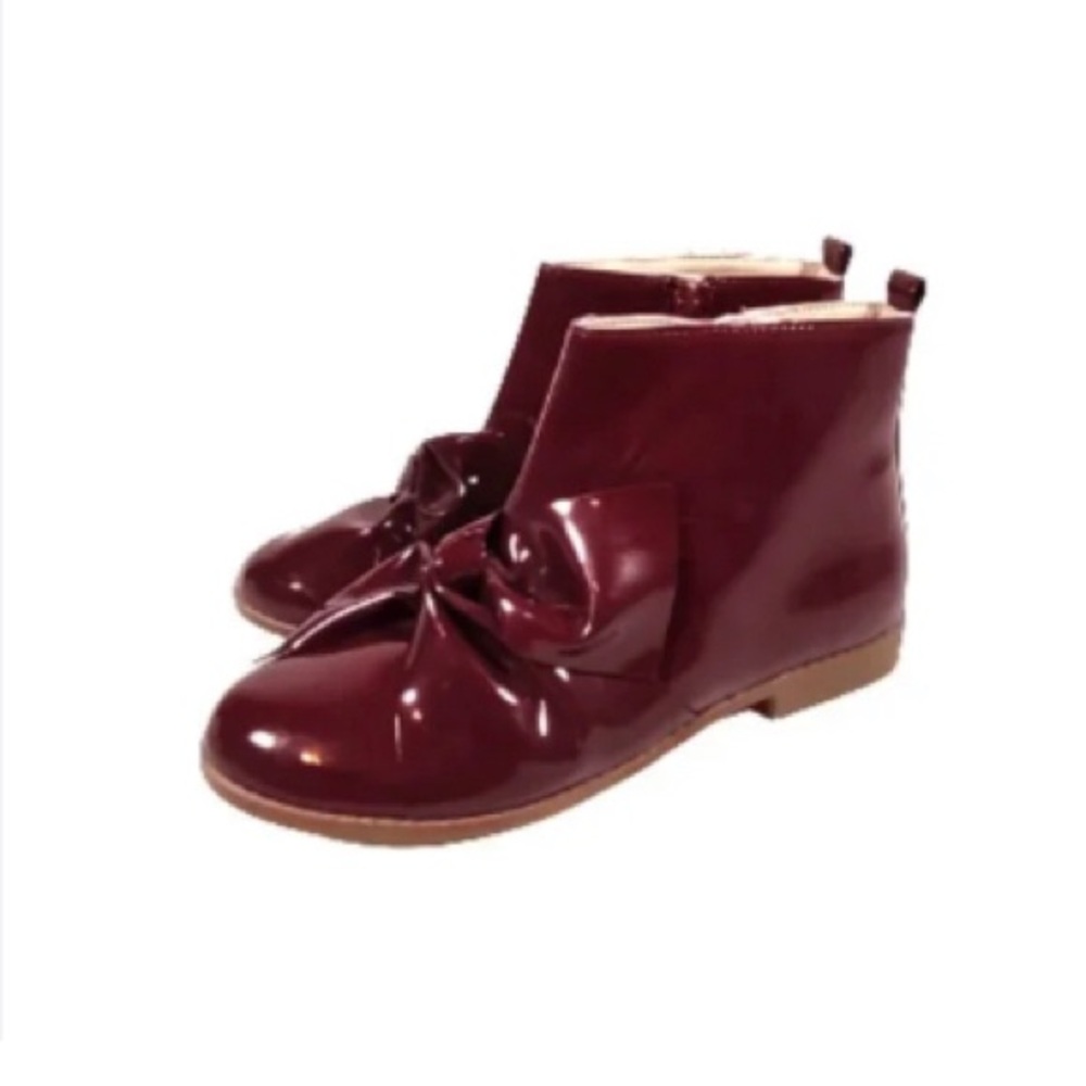 Gorgeous NWOB ZARA sz 35 Vegan patent leather boots (girls) sz 4.5